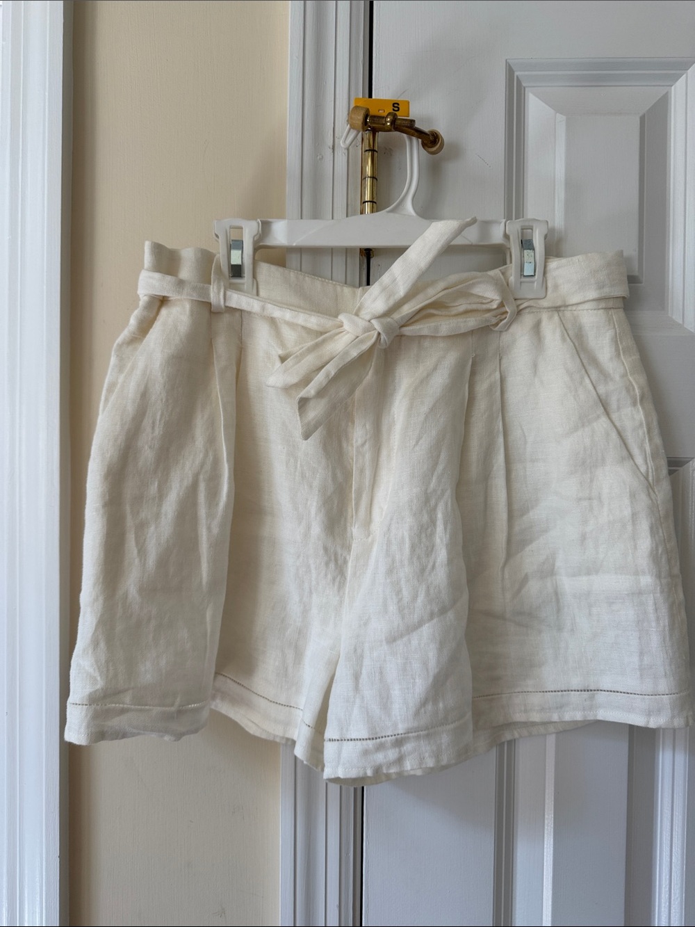 Joie Women's Cream Linen Tie-Waist Shorts size 2